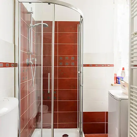 Apartament Indipendent Near Metro - Monolocale Indipendente Vicinissimo Metro