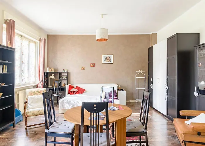 Indipendent Near Metro - Monolocale Indipendente Vicinissimo Metro *